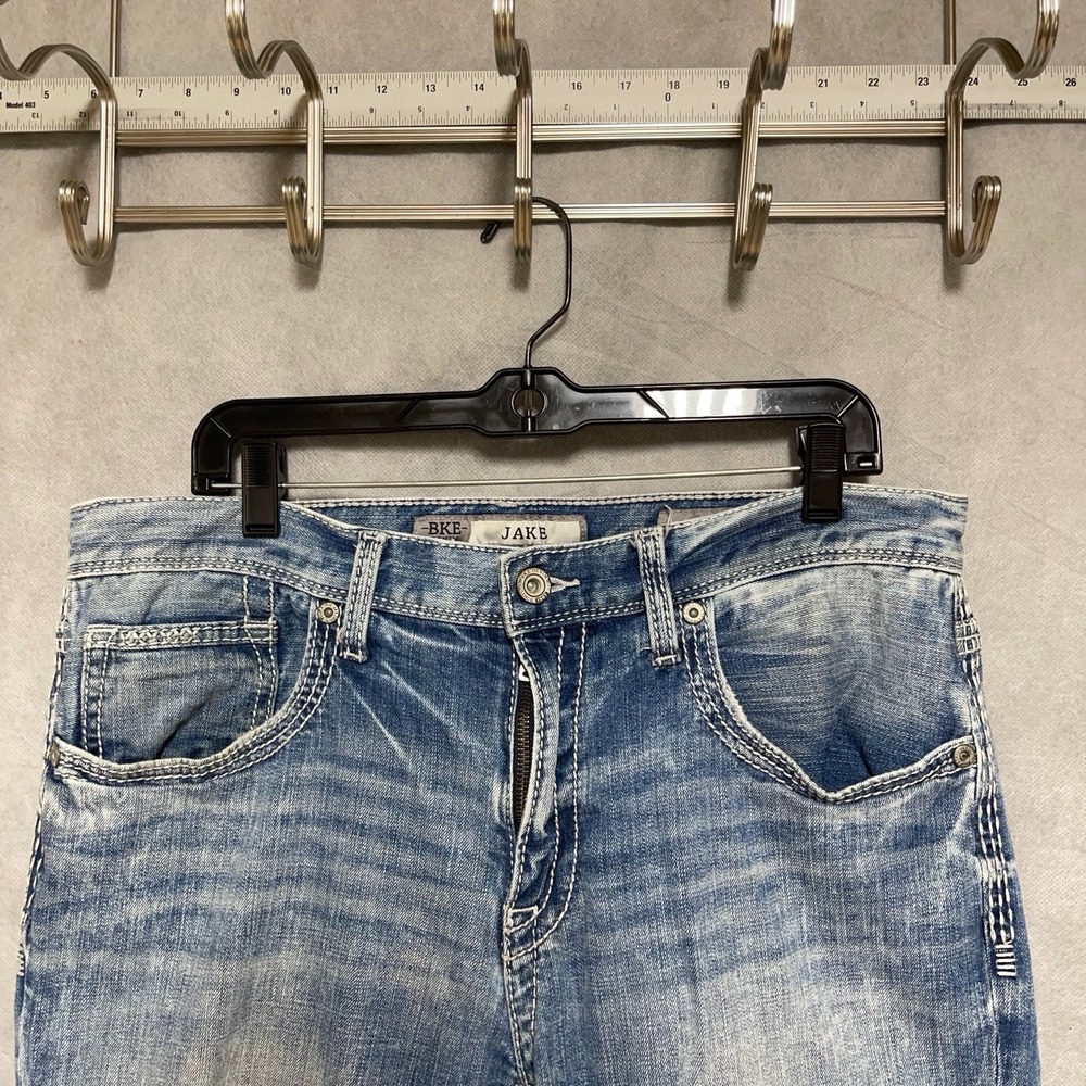 BKE Jeans Men's 36X31 Blue Denim Jake Bootleg Buckle Preppy Casual Street 36 R